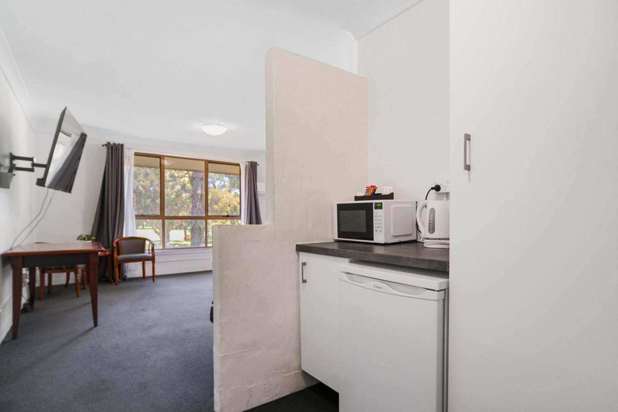 Golf Place Inn Wollongong Primbee Exterior photo