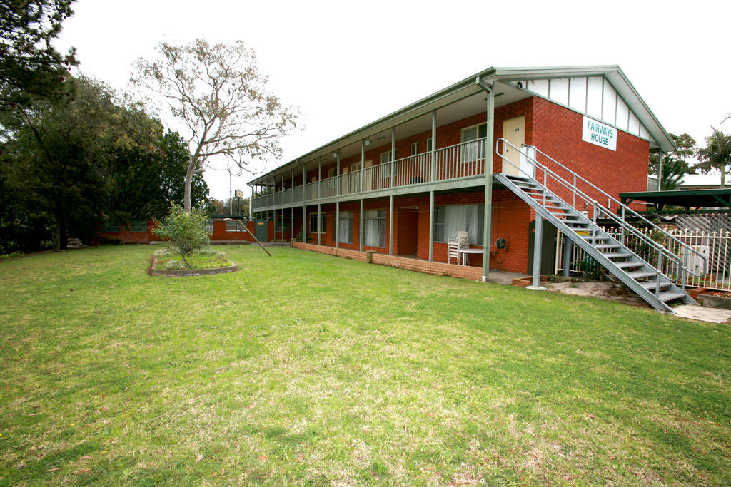 Golf Place Inn Wollongong Primbee Room photo