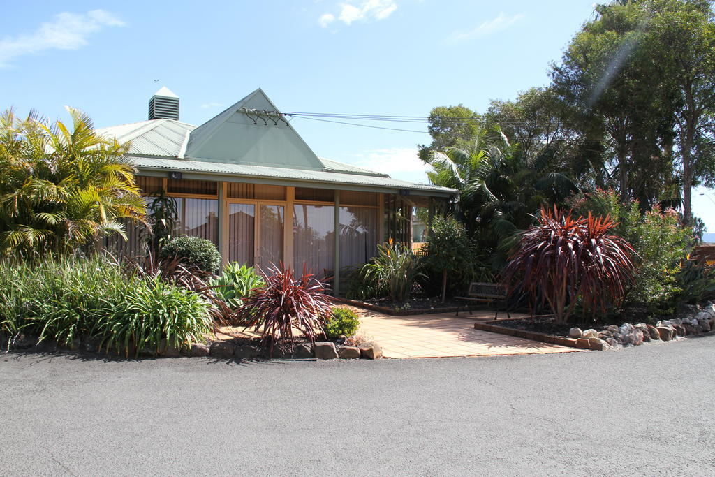 Golf Place Inn Wollongong Primbee Exterior photo
