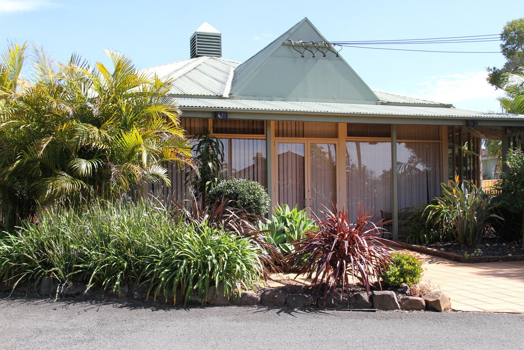 Golf Place Inn Wollongong Primbee Exterior photo